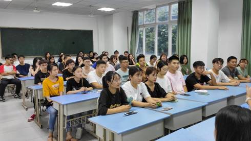 学生群像